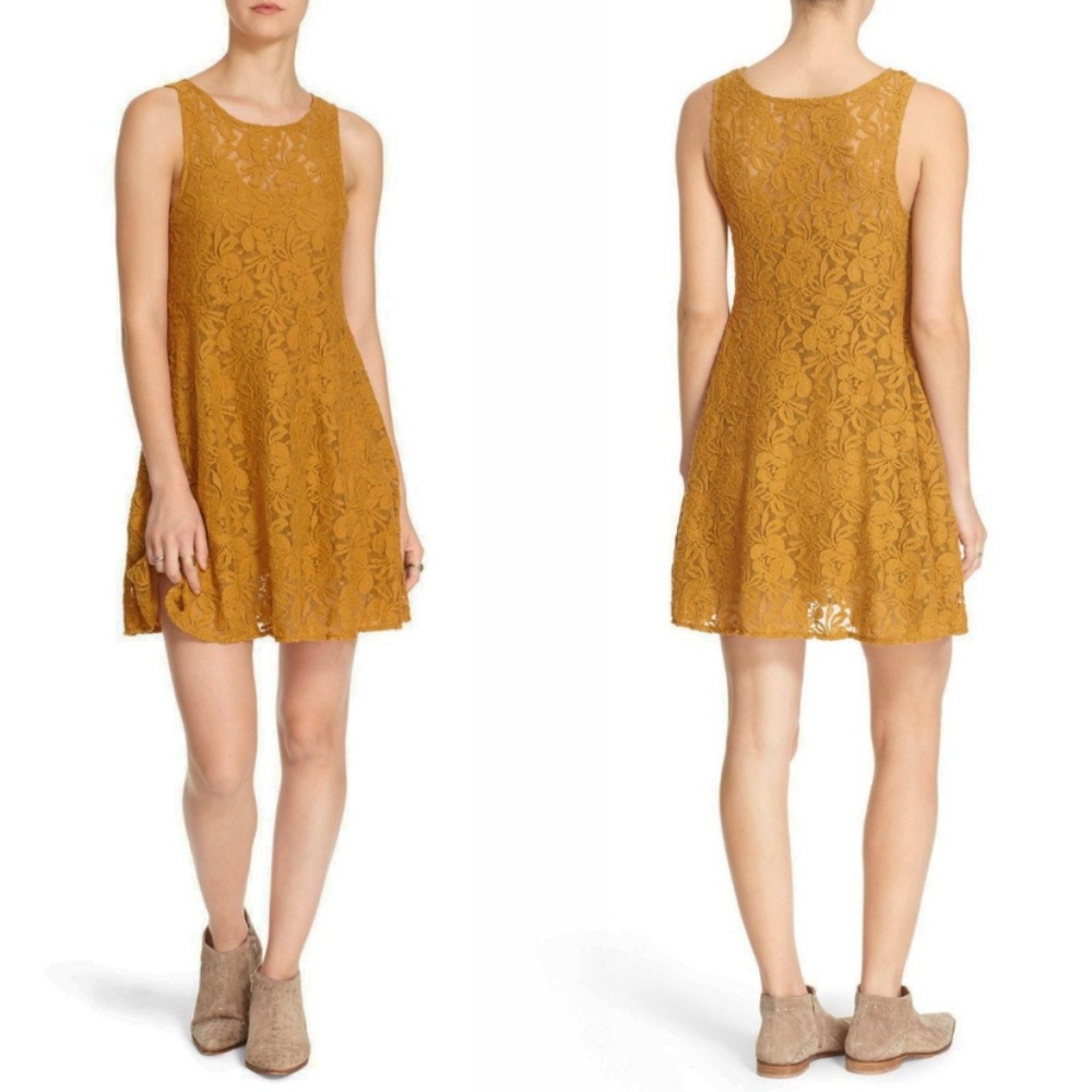 Miles of Lace Fit & Flare Floral Sleeveless Dress